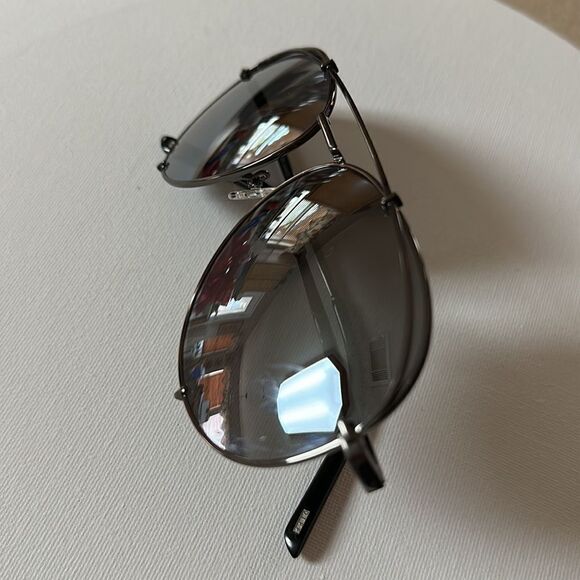 DIFF Eyewear Aviator Pilot Shape Sunglasses Gunmetal with Gray Mirror lens - Picture 11 of 13